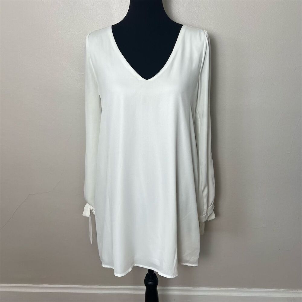 Lulus Women's First Date White V-Neck Mini Length Dress Slit Sleeves Size S
